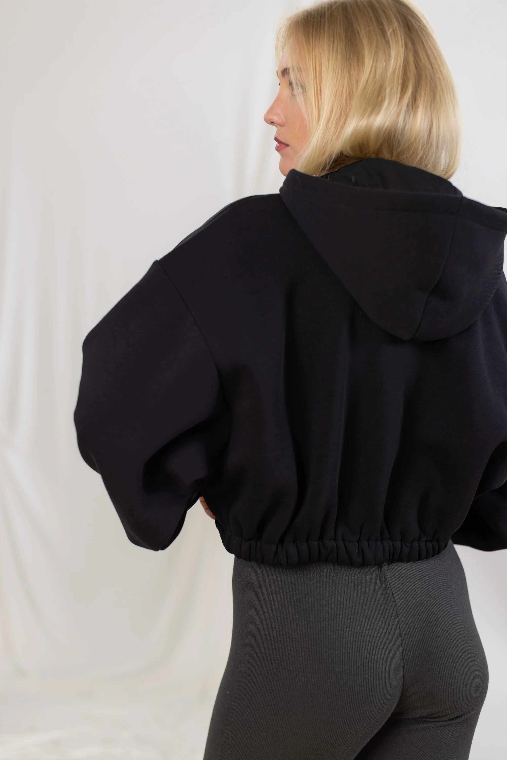 Hooded Cardigan Bea Black - Image 7