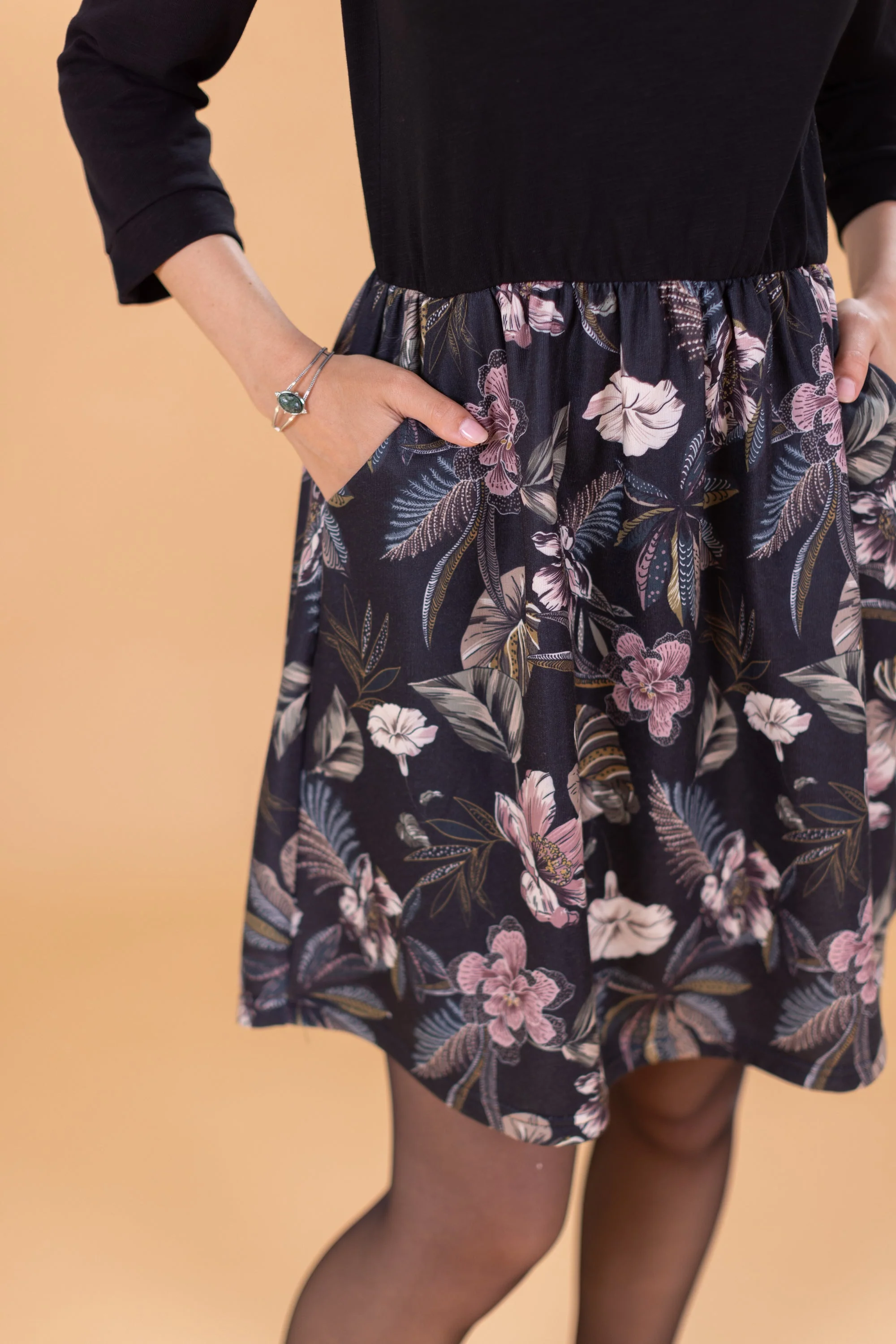 Dress Luiza Black Orchid - Image 7