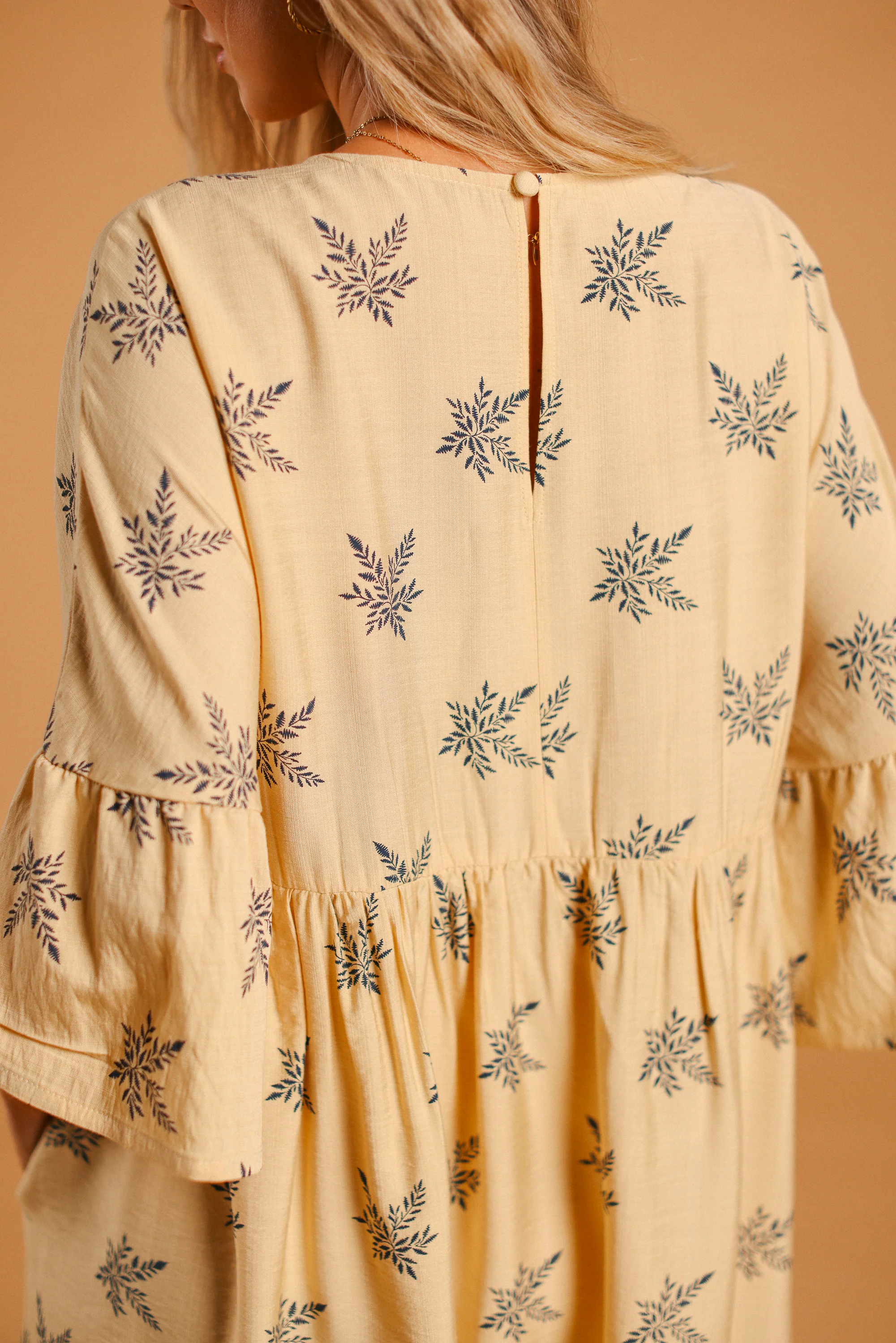 Dress Marvina Dusty Yellow - Image 9