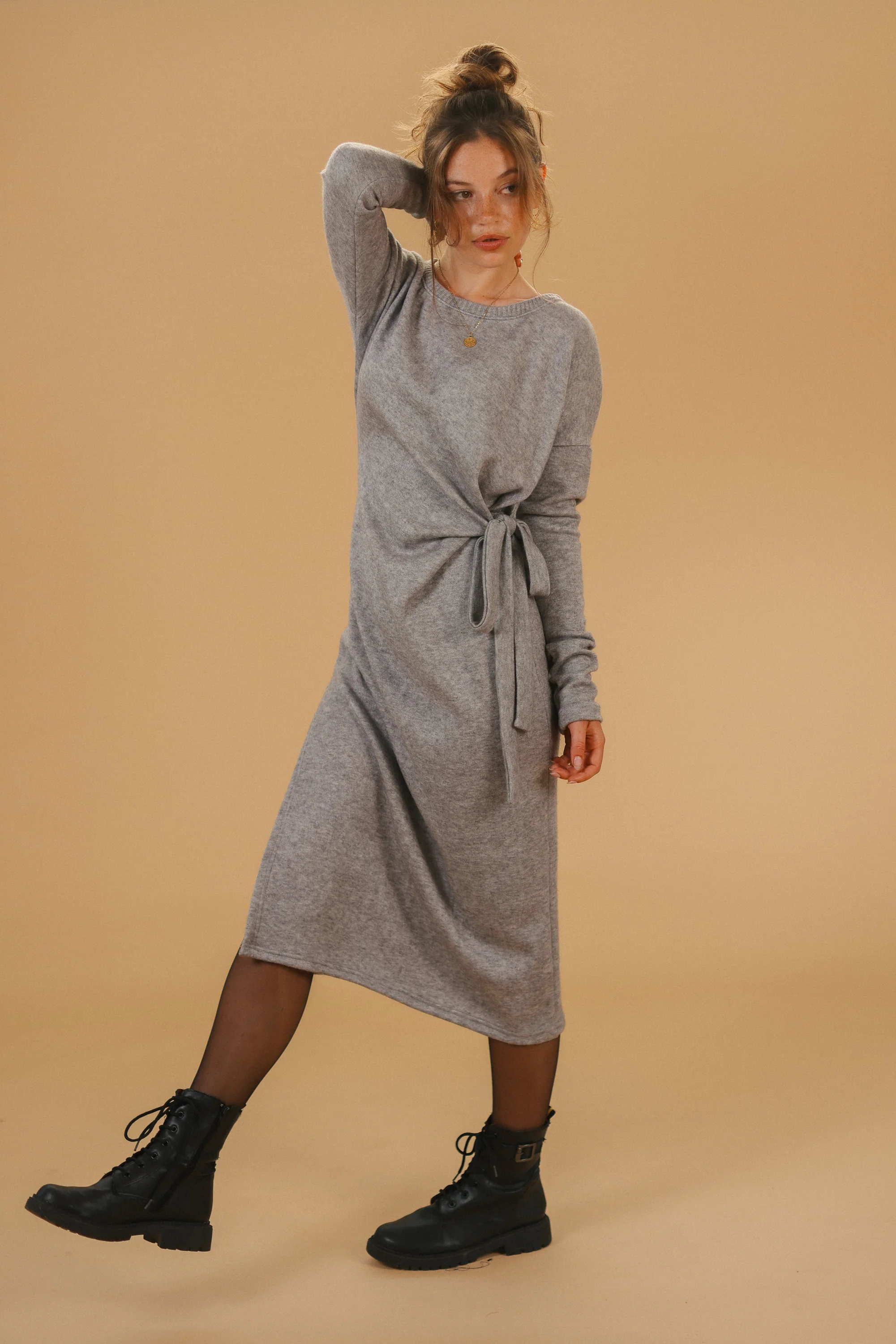 Dress Veyra Grey