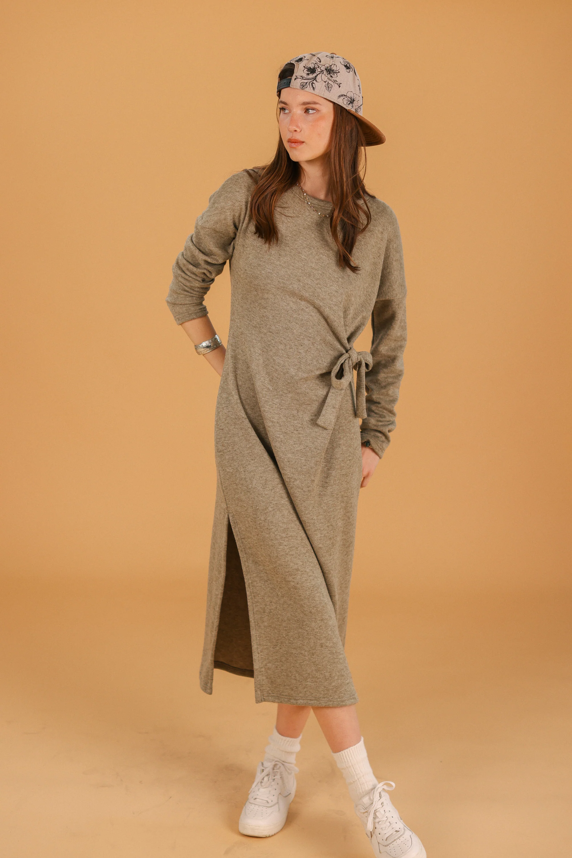 Dress Veyra Khaki - Image 3