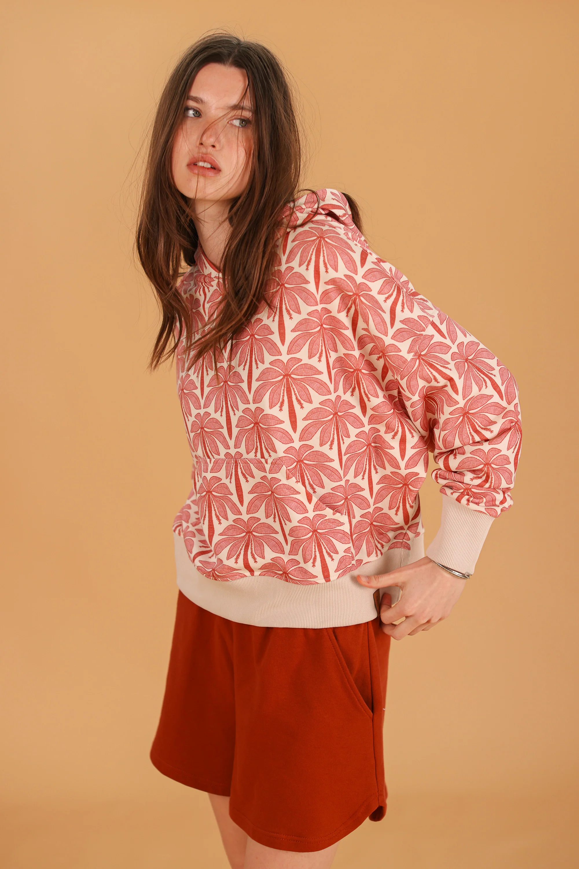 Hoodie Leyla Cream Rose Palms - Image 13