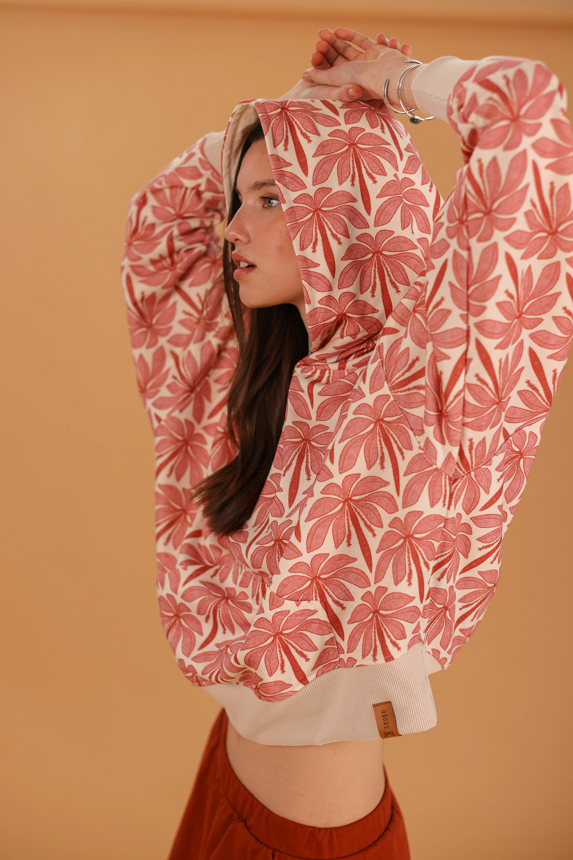Hoodie Leyla Cream Rose Palms - Image 7