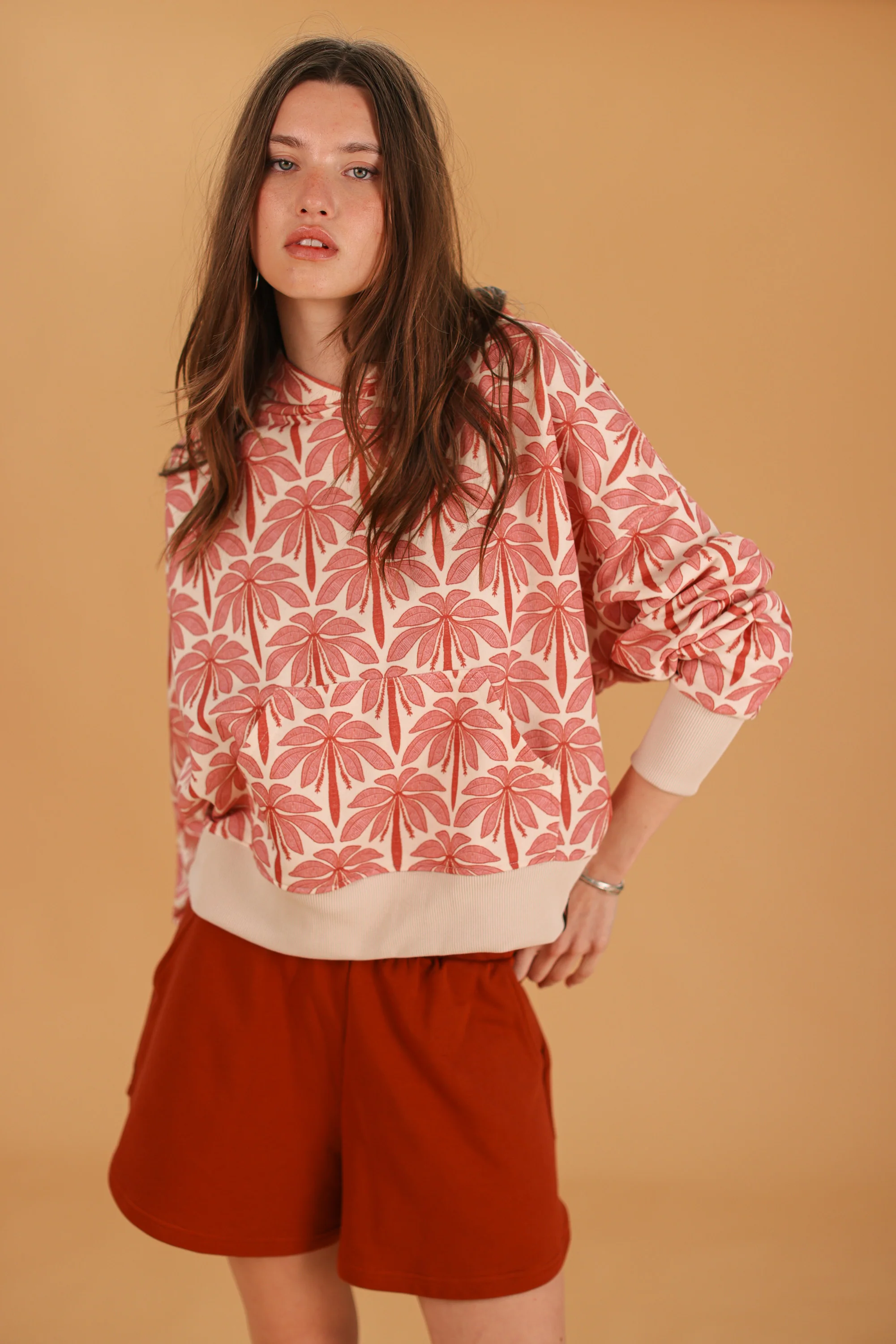 Hoodie Leyla Cream Rose Palms - Image 9