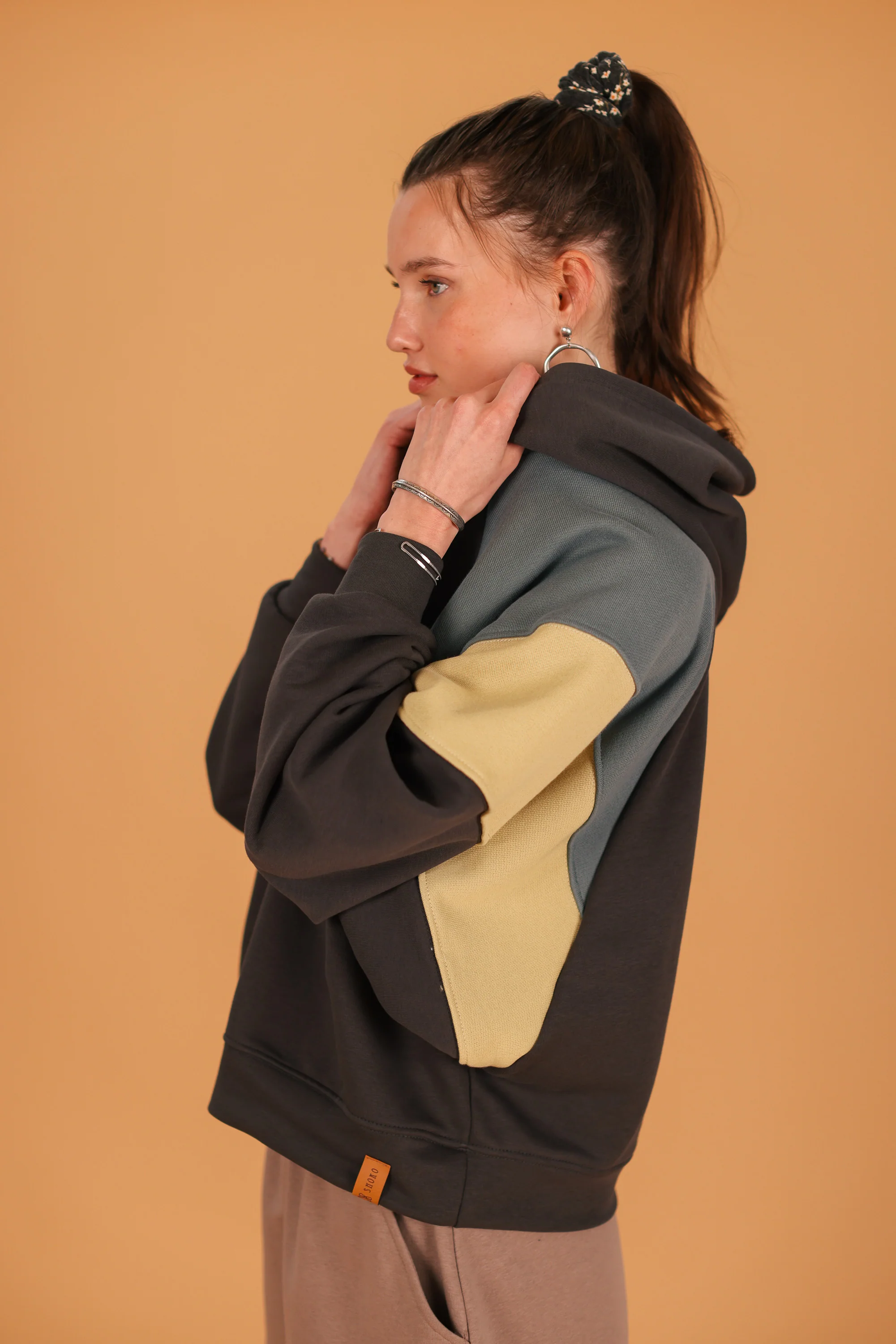 Hoodie Sweeney Grey - Image 14