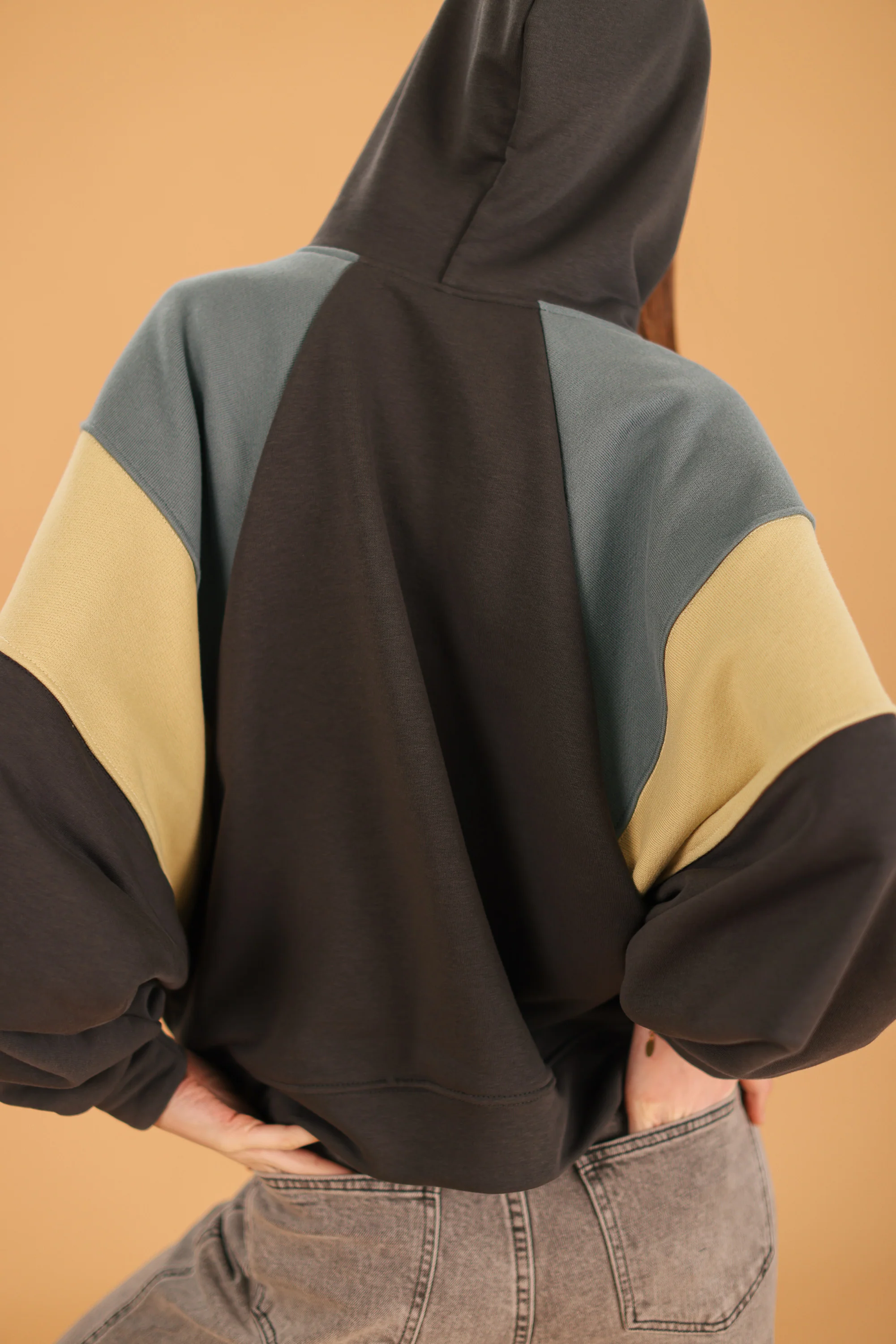 Hoodie Sweeney Grey - Image 4