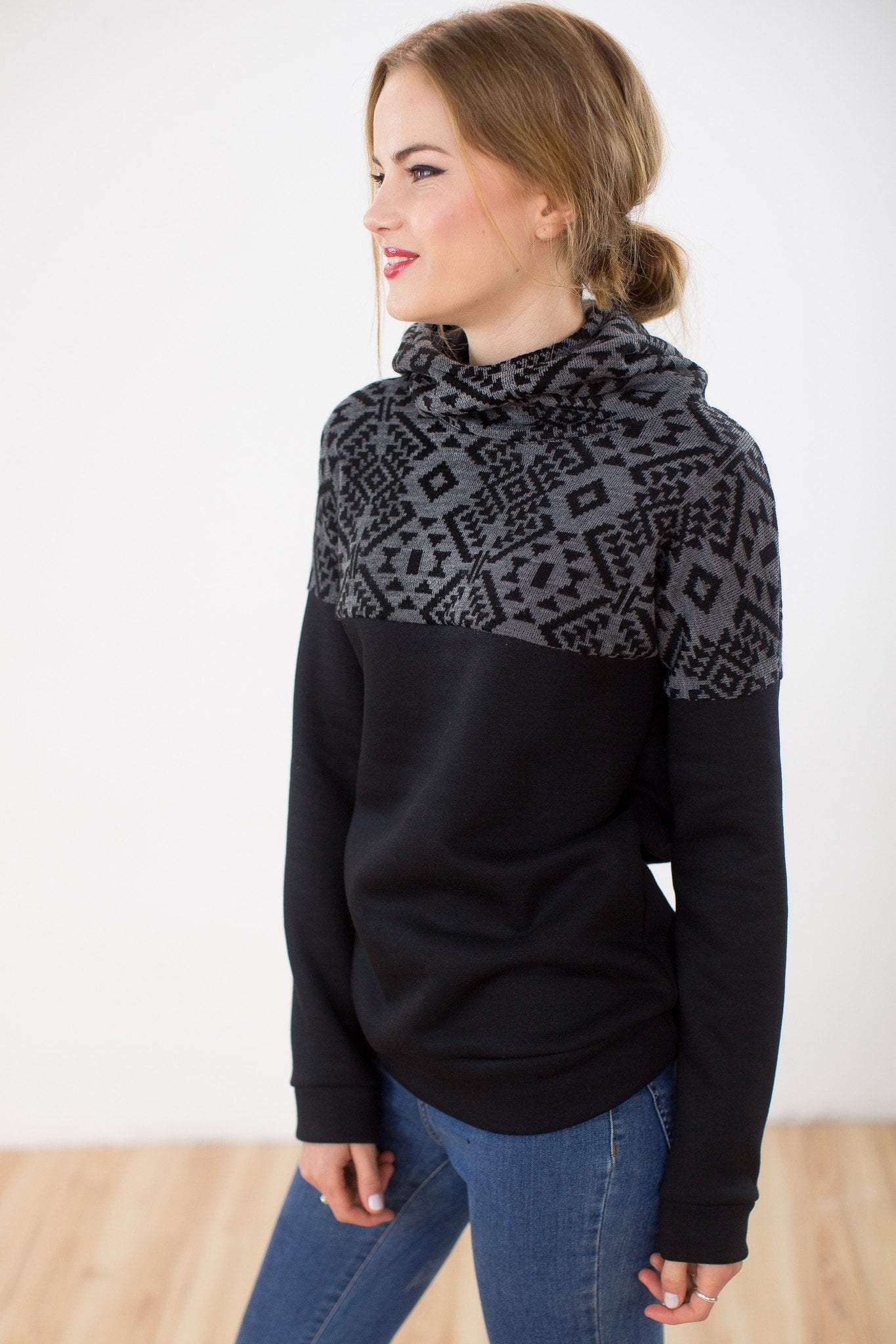 Hoodie To Go Black Aztec - Image 2