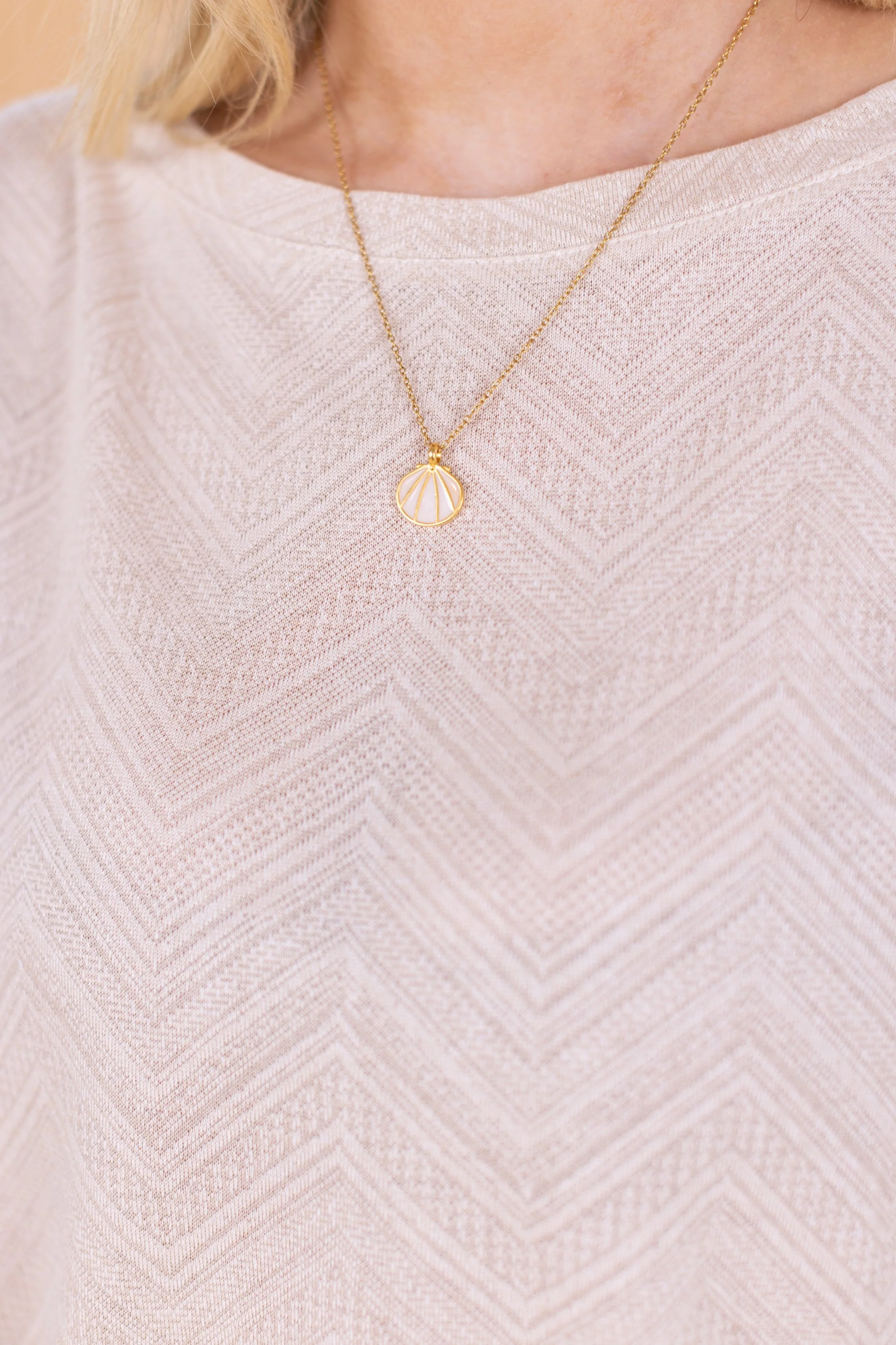 Necklace Shell Ivory