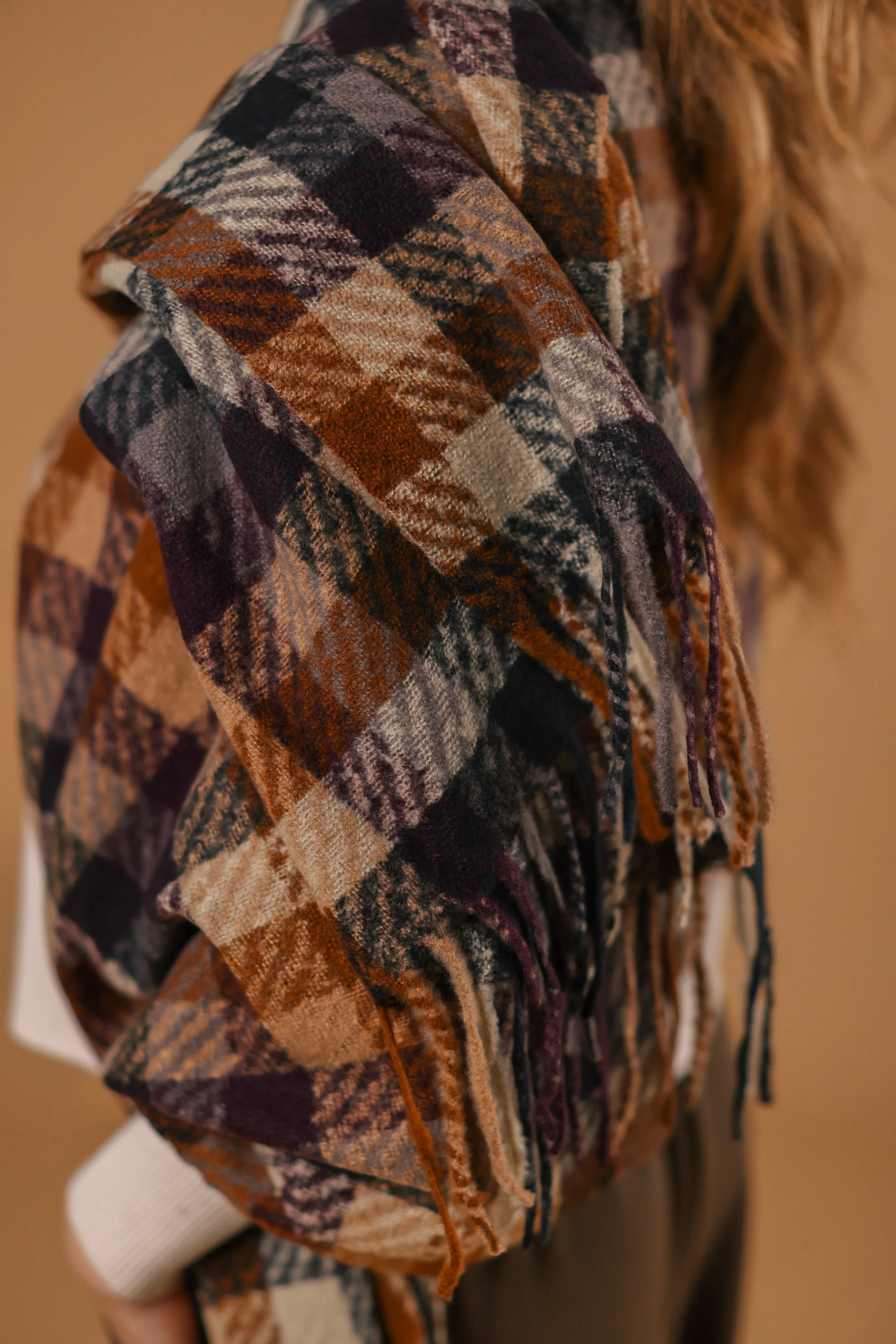 Scarf Callen Brown Blue - Image 4
