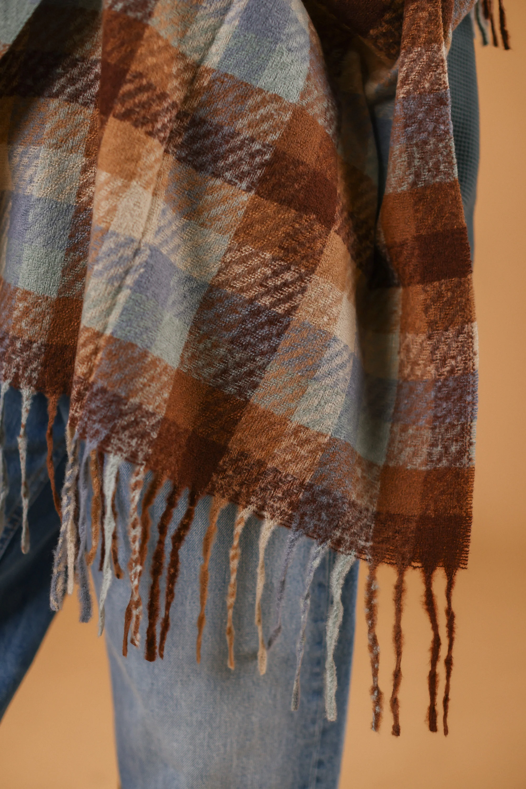 Scarf Callen Brown Pastels - Image 4