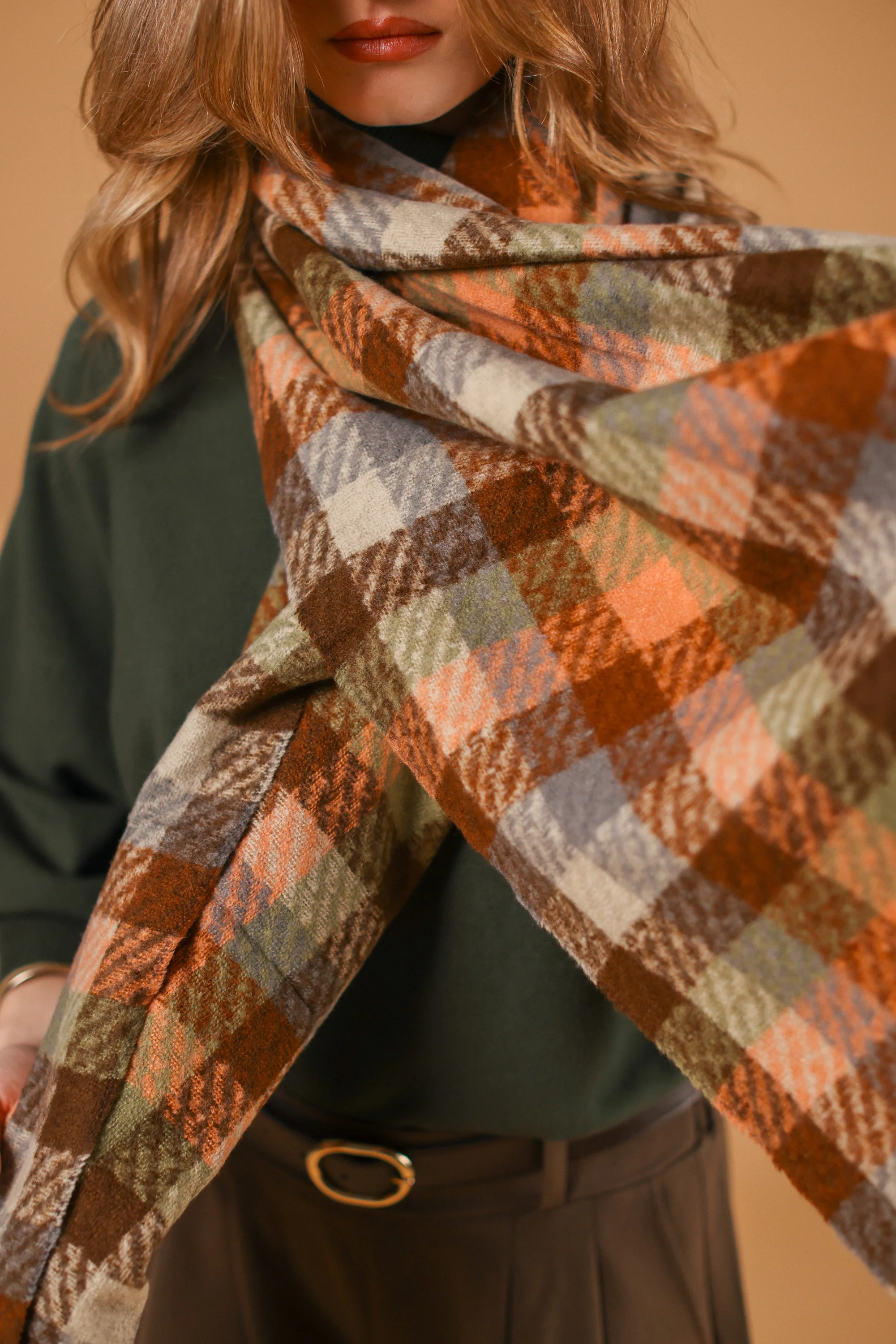 Scarf Callen Brown Peach - Image 6