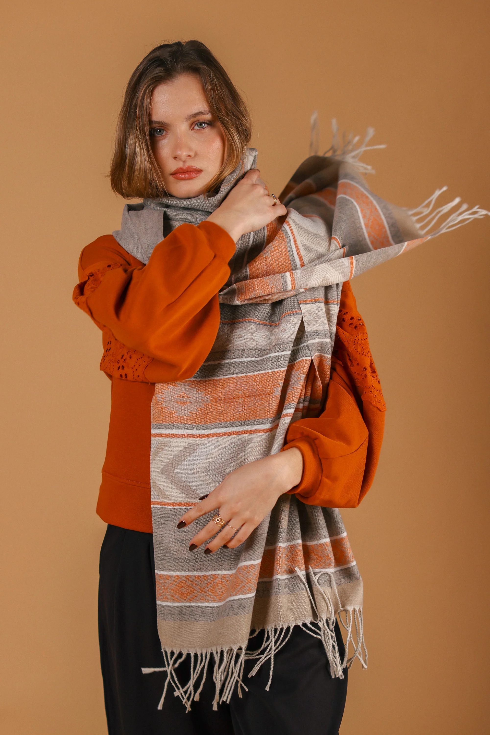Scarf Zelia Beige Orange - Image 3