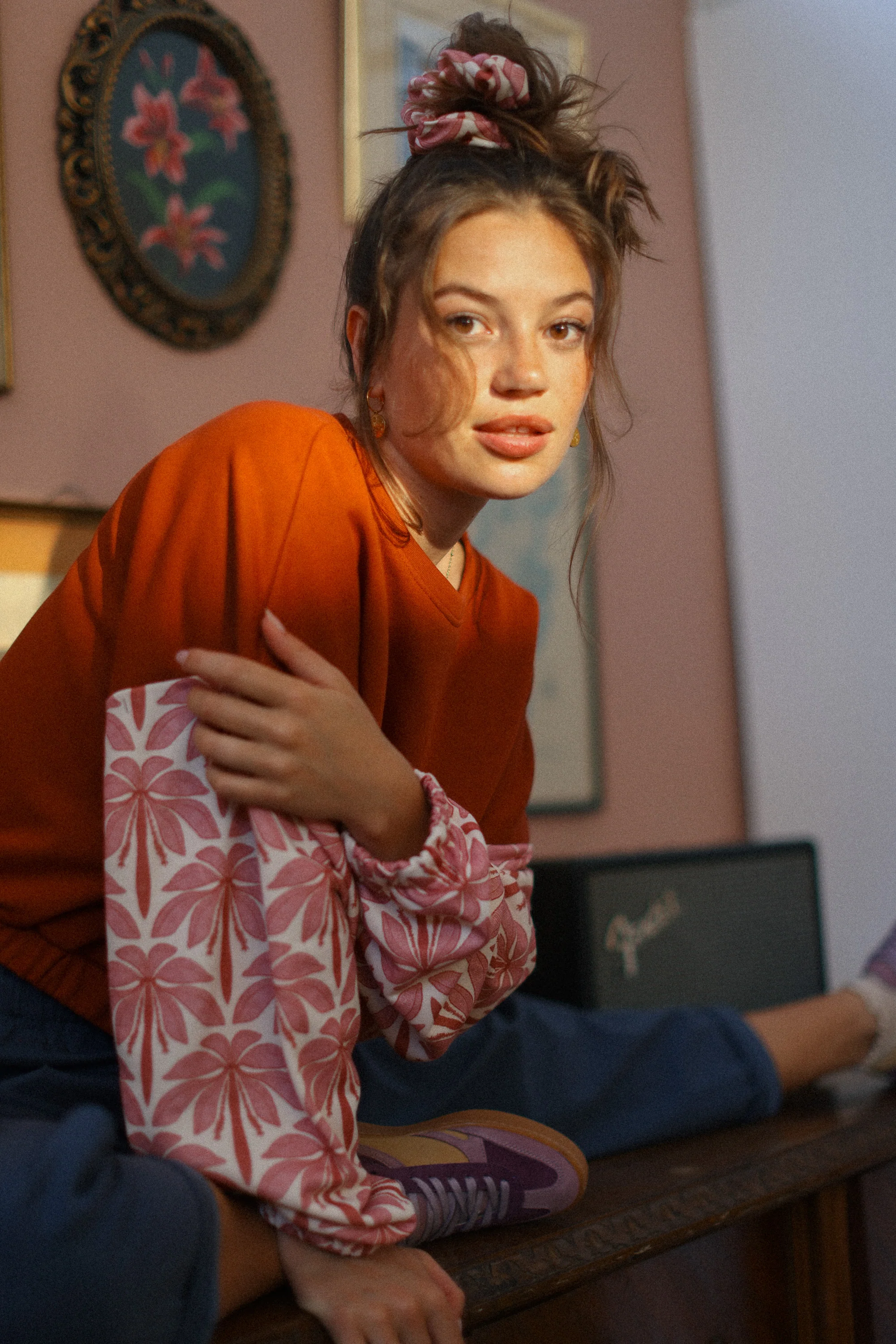 Scrunchie Rose Palms - Image 3