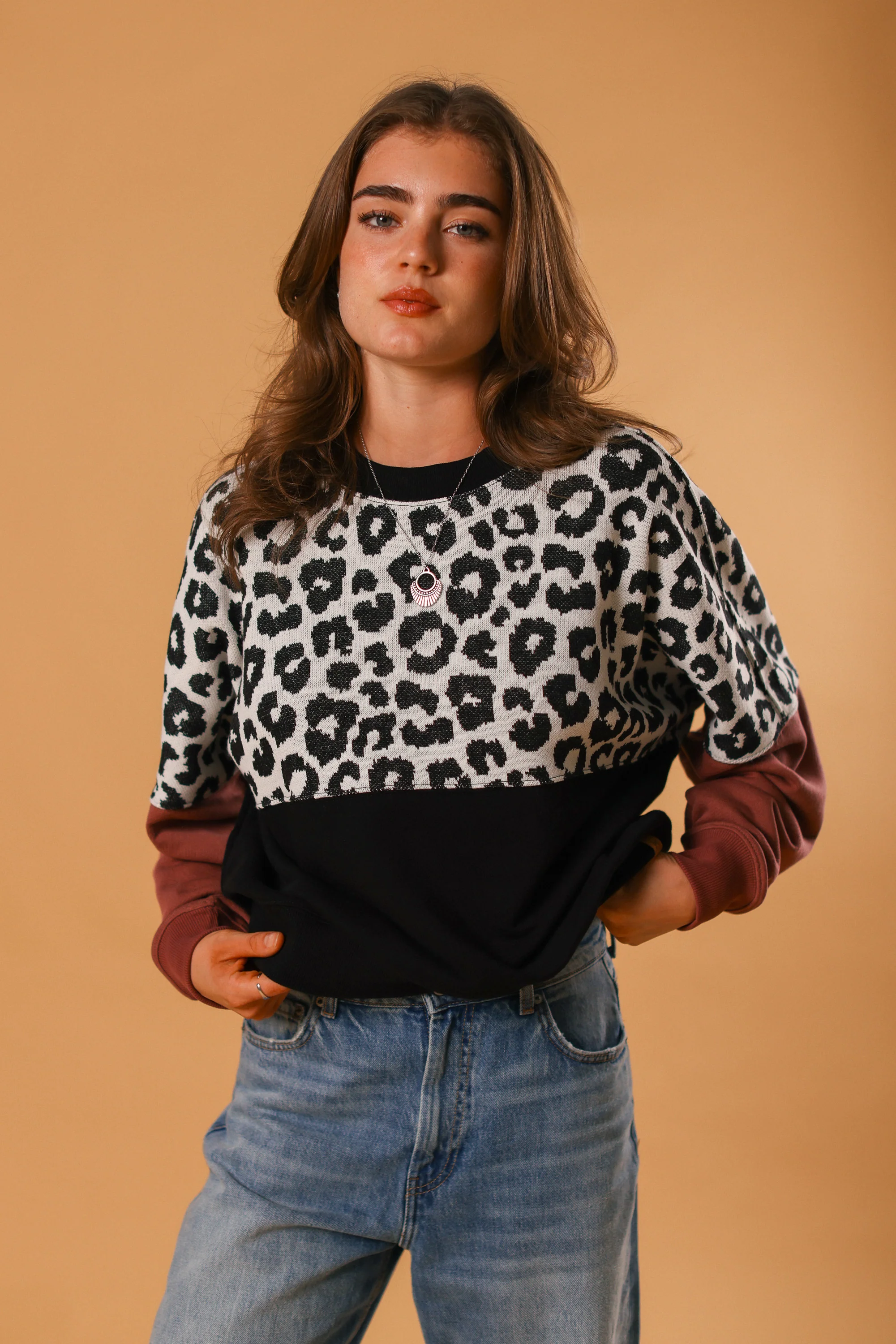 Sweater Aldina Pink Leo - Image 3