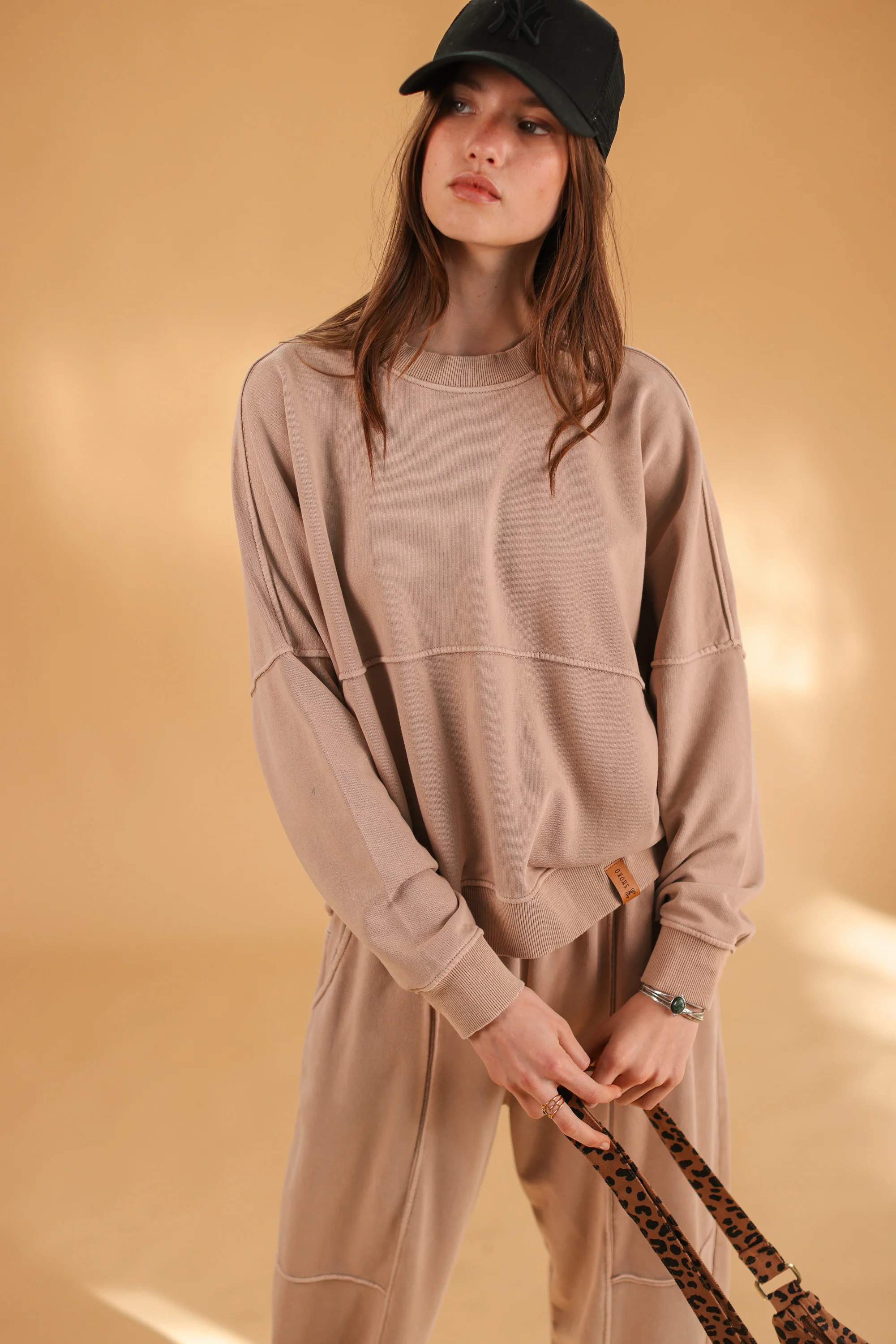 Sweater Aldina Stonewashed Beige - Image 10