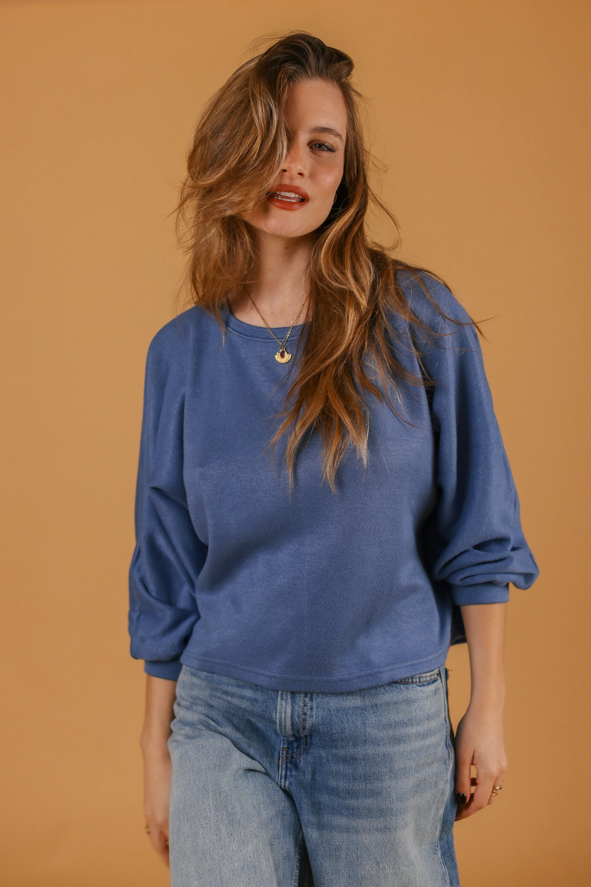 Sweater Idris Blue - Image 2