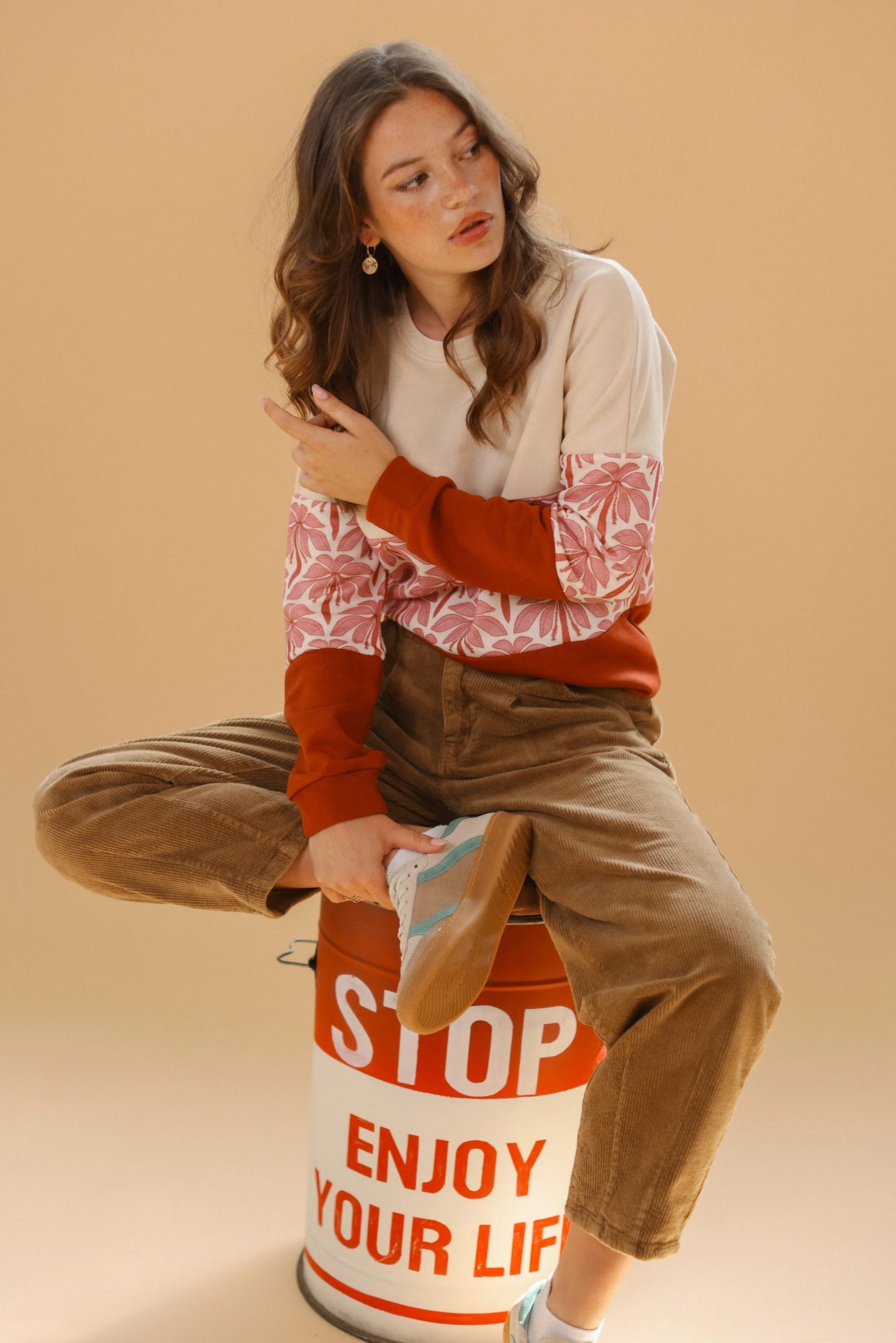 Sweater Mia Cream Rose Palms - Image 3