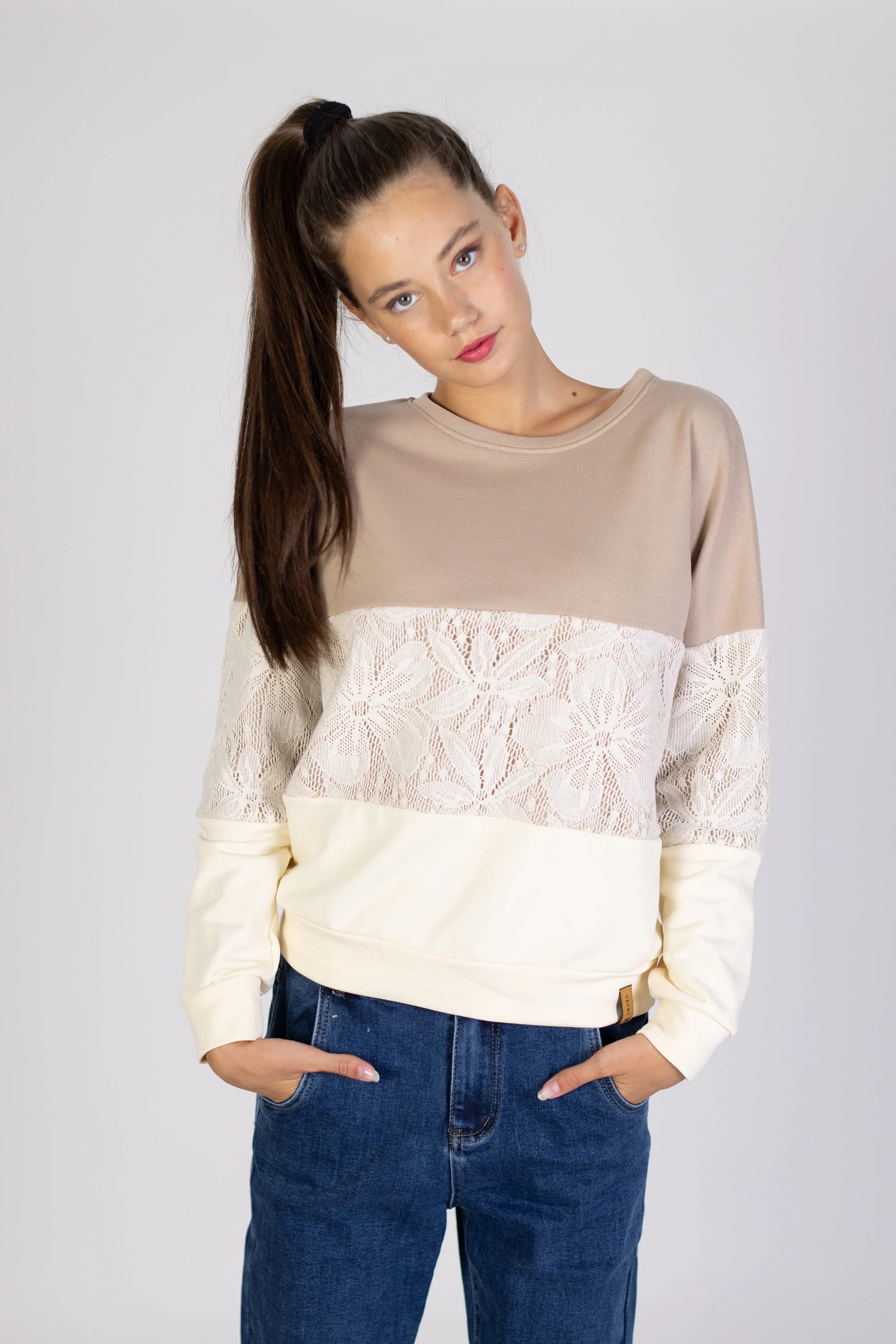 Sweater Mia Mocha Lace - Image 5