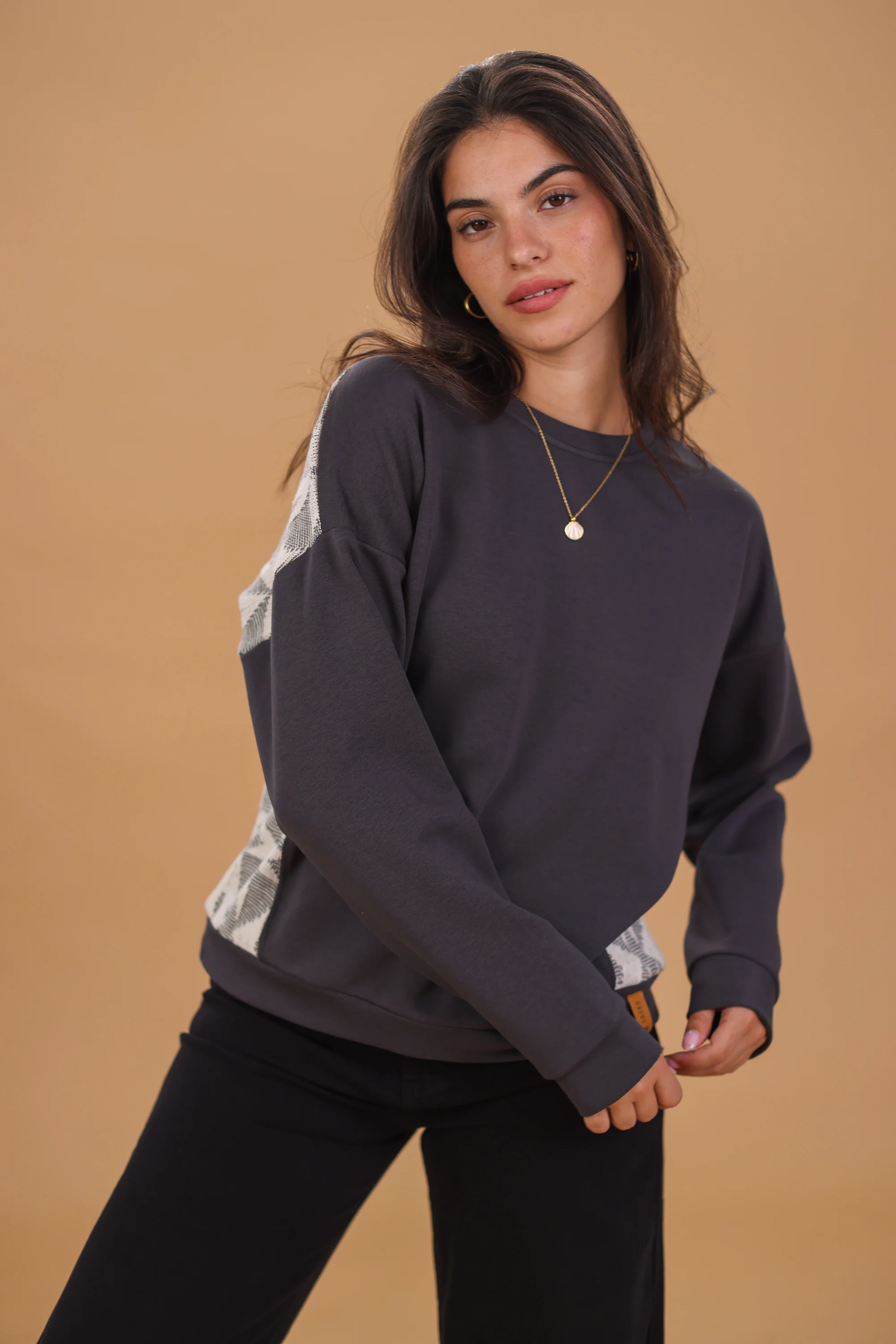 Sweater Wanderlust Grey Snowflake