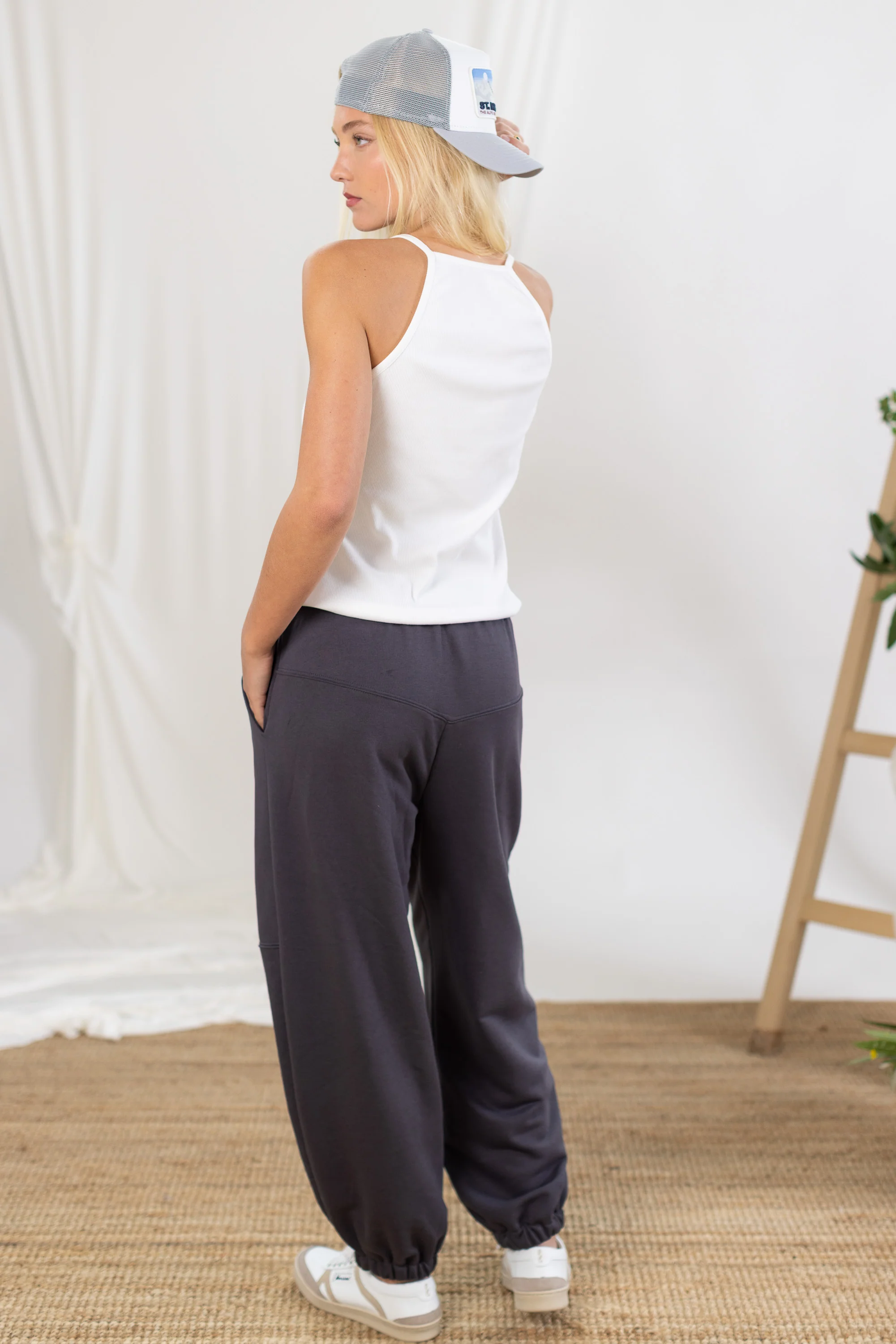Sweatpants Neha Charcoal Grey - Image 6