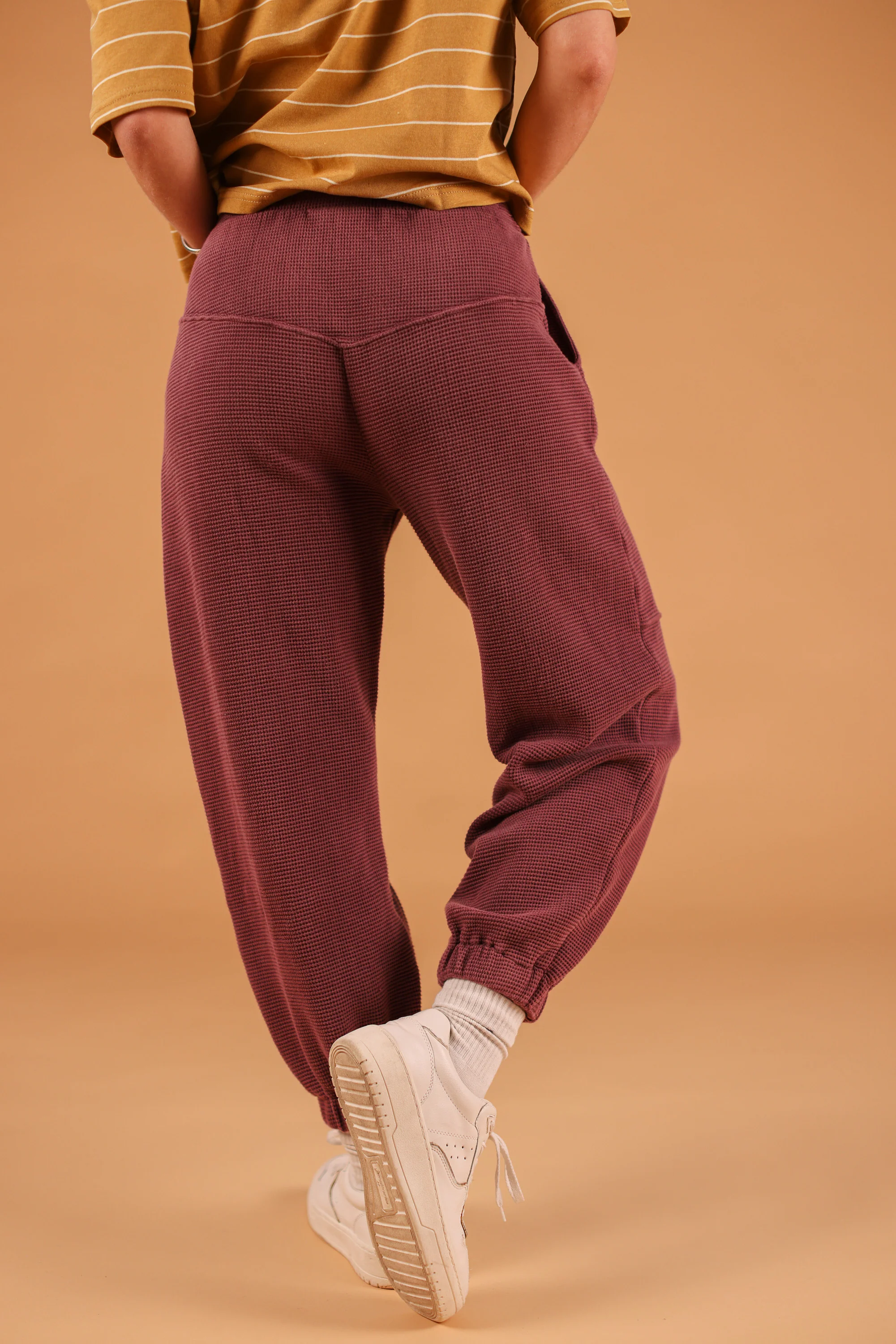 Sweatpants Neha Stonewashed Plum - Image 4