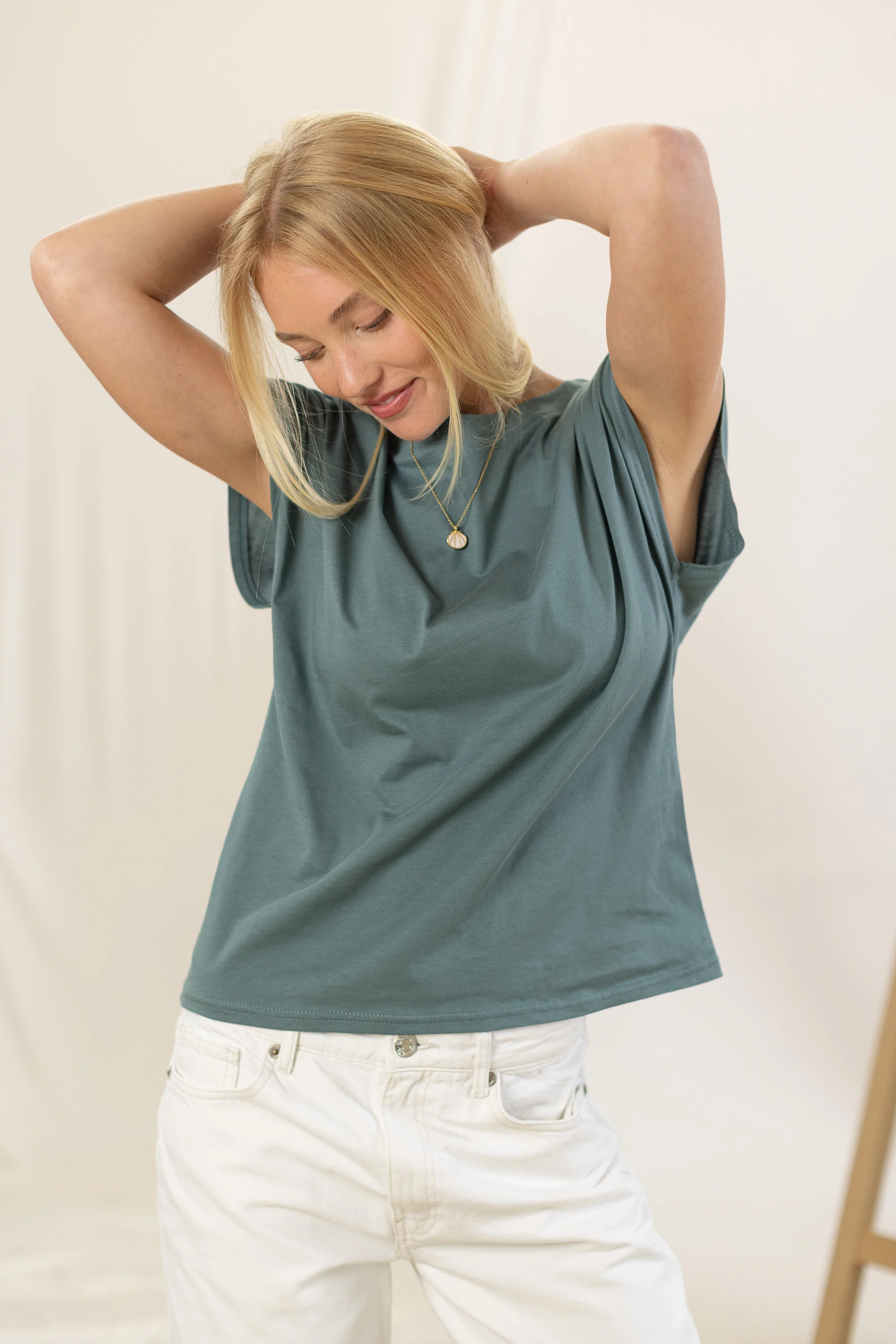 Top Aria Leaf Green - Image 5